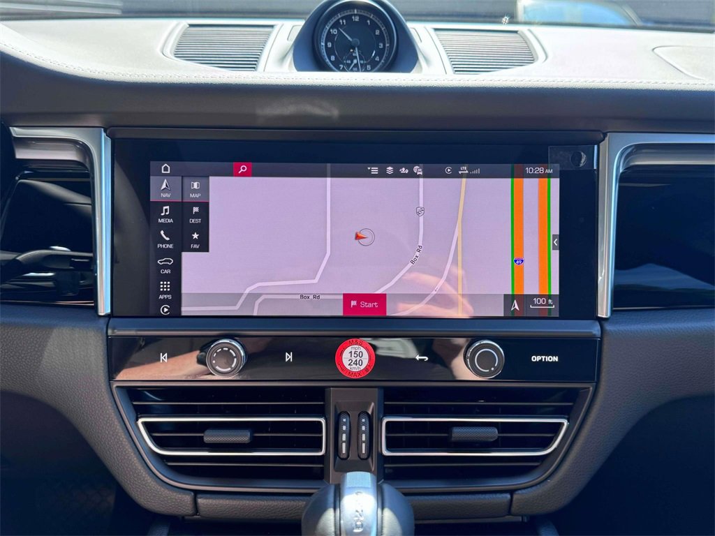 New 2025 Porsche Macan image 22