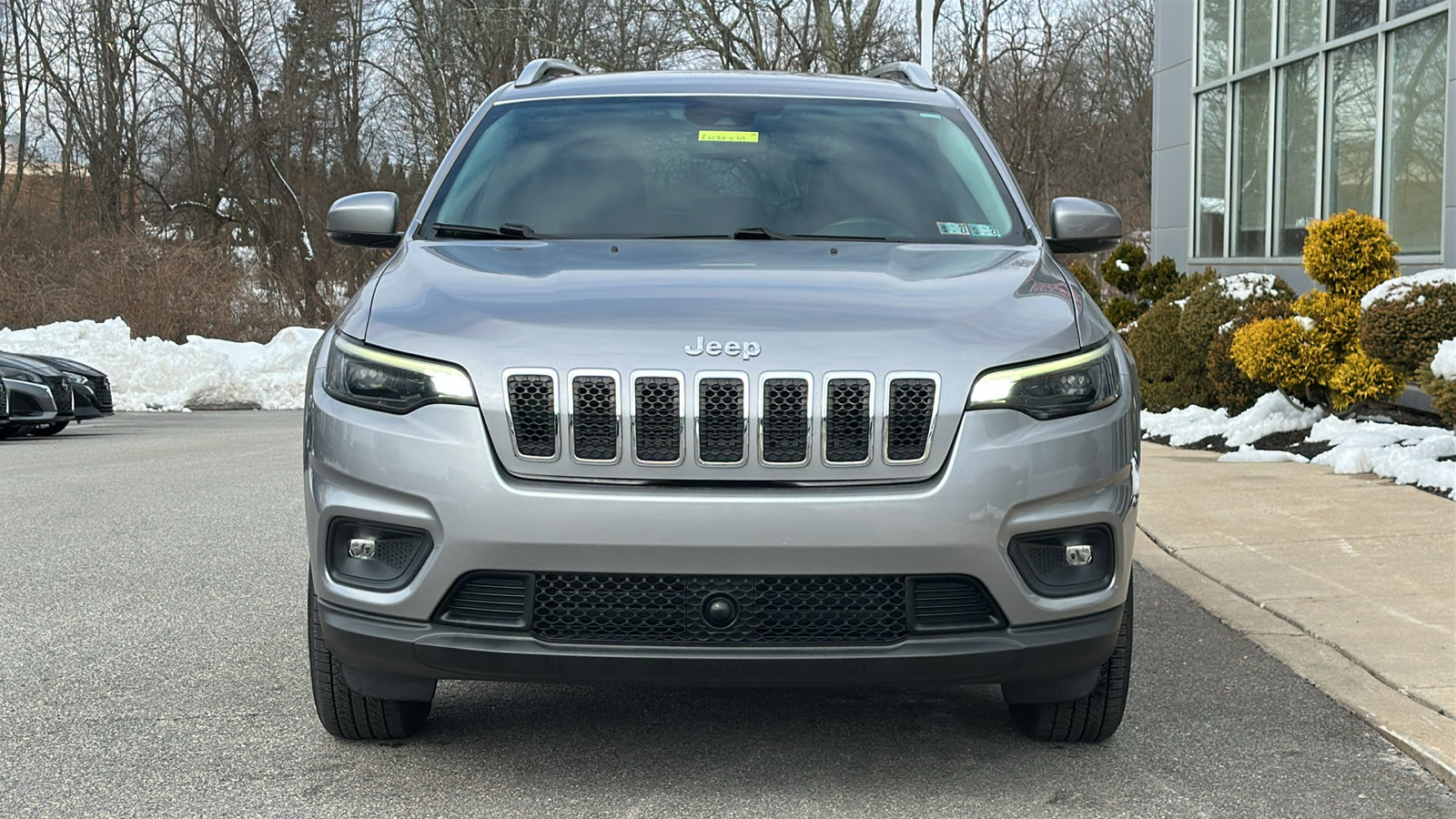 Used 2021 Jeep Cherokee Latitude Lux image 3