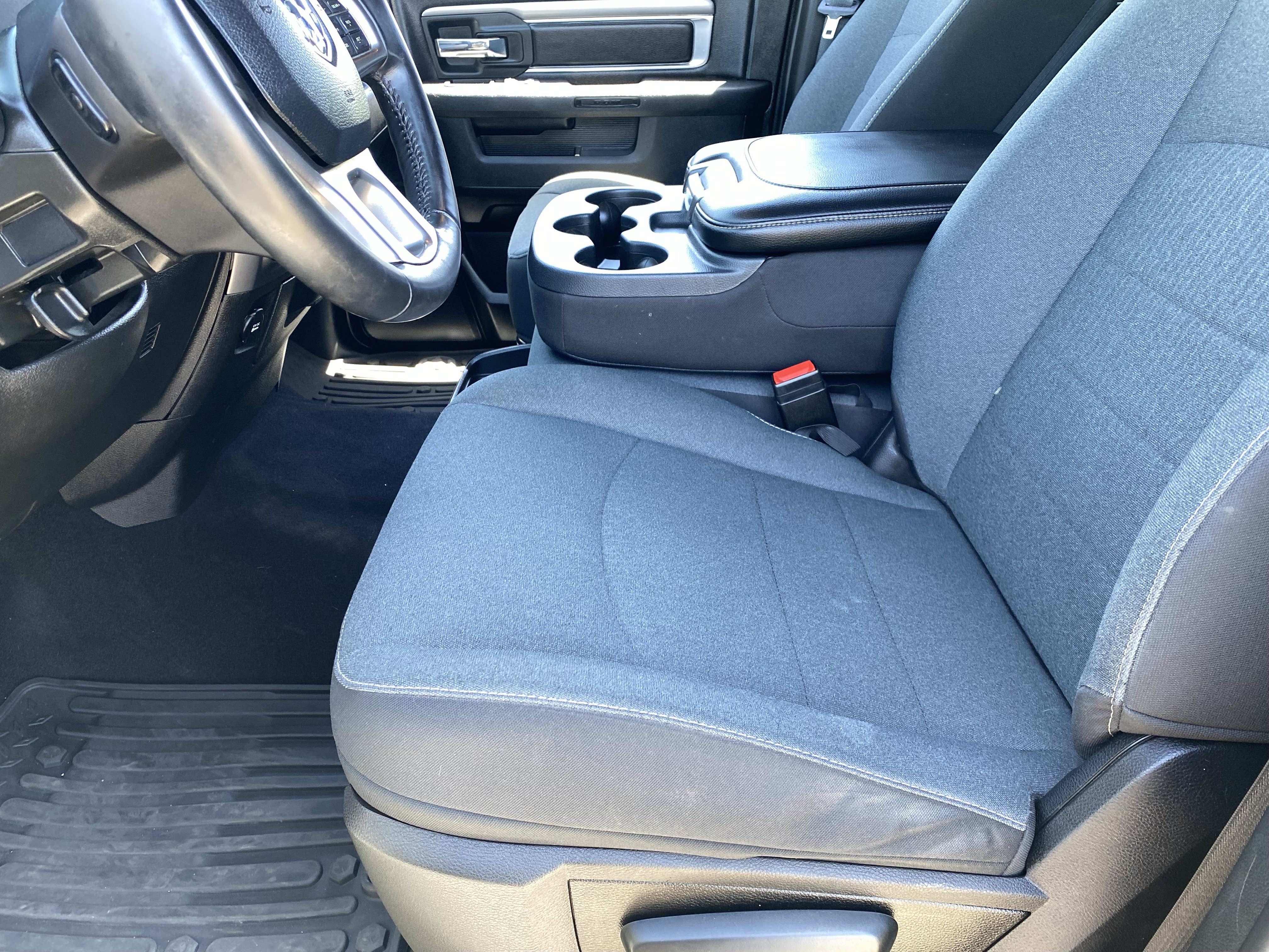 Used 2022 RAM 1500 Classic Warlock w/ Electronics Group AWD/4WD image 16