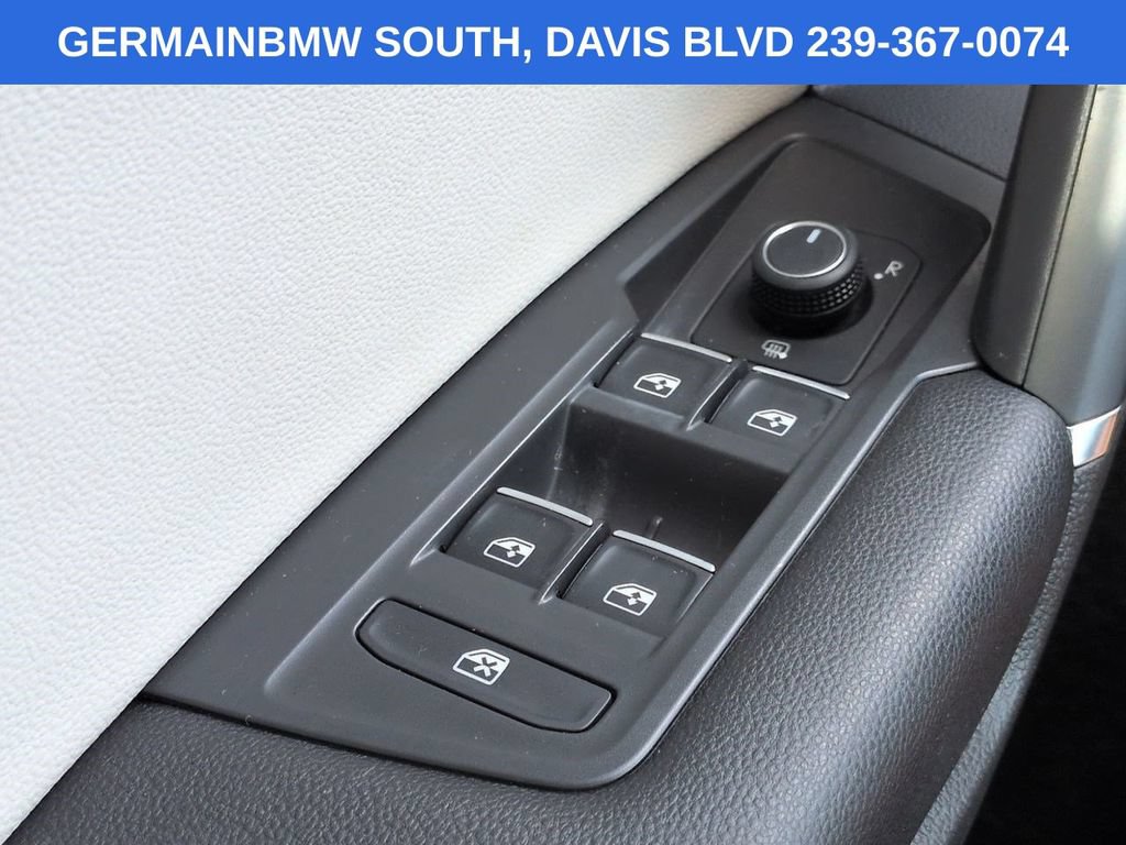 Used 2020 Volkswagen Tiguan SE w/ Panoramic Sunroof Package AWD/4WD image 26