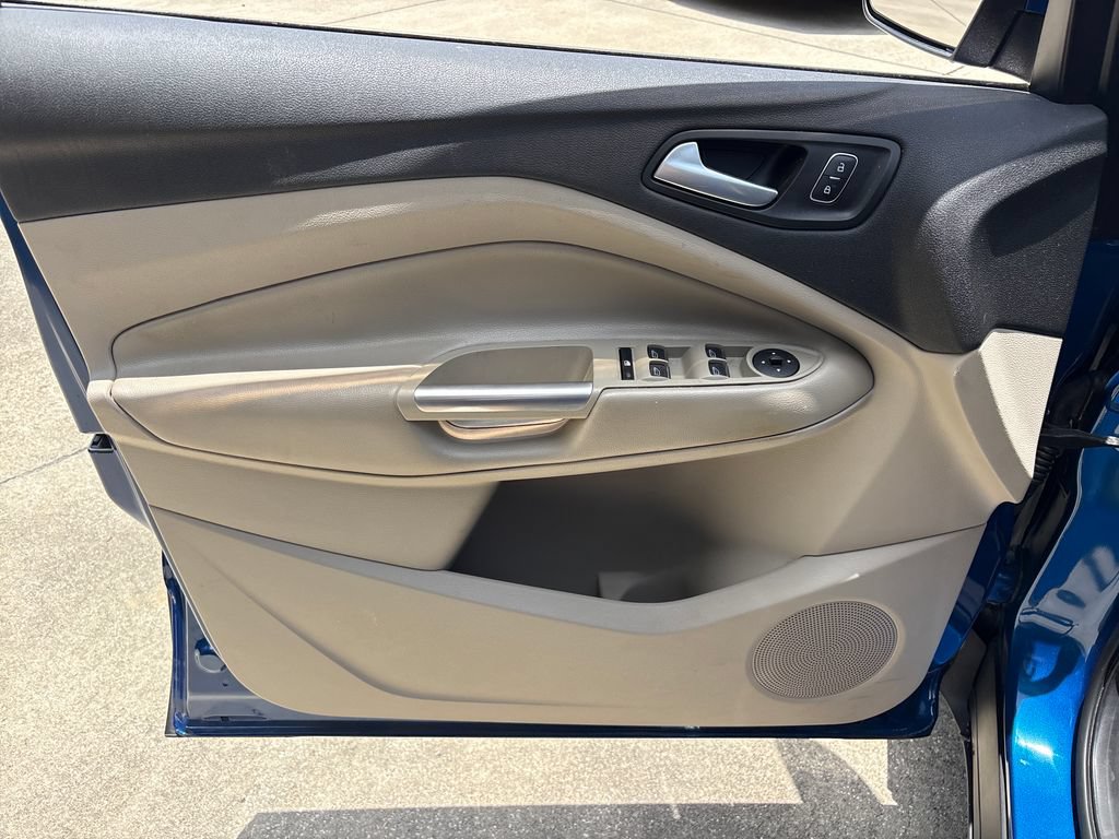 Used 2019 Ford Escape SEL FWD image 15