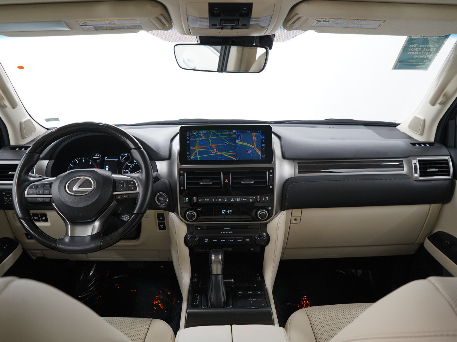 Used 2022 Lexus GX 460 Premium w/ Accessory Package AWD/4WD image 16