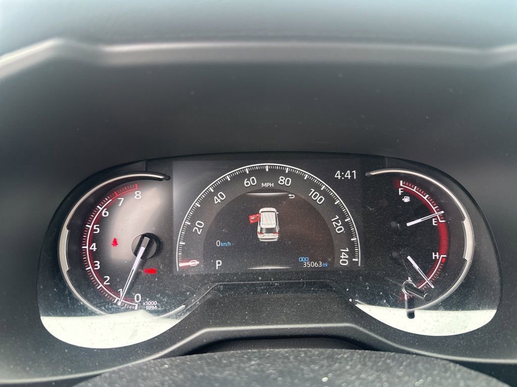 Used 2023 Toyota RAV4 LE AWD/4WD image 9