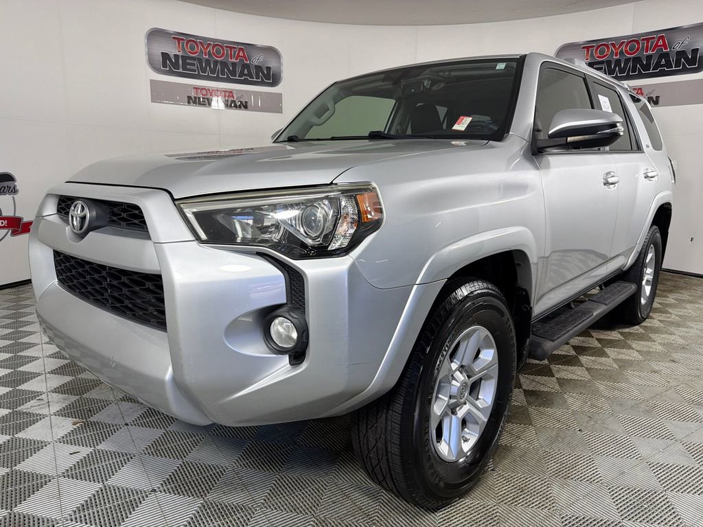 Used 2018 Toyota 4Runner SR5 Premium image 9