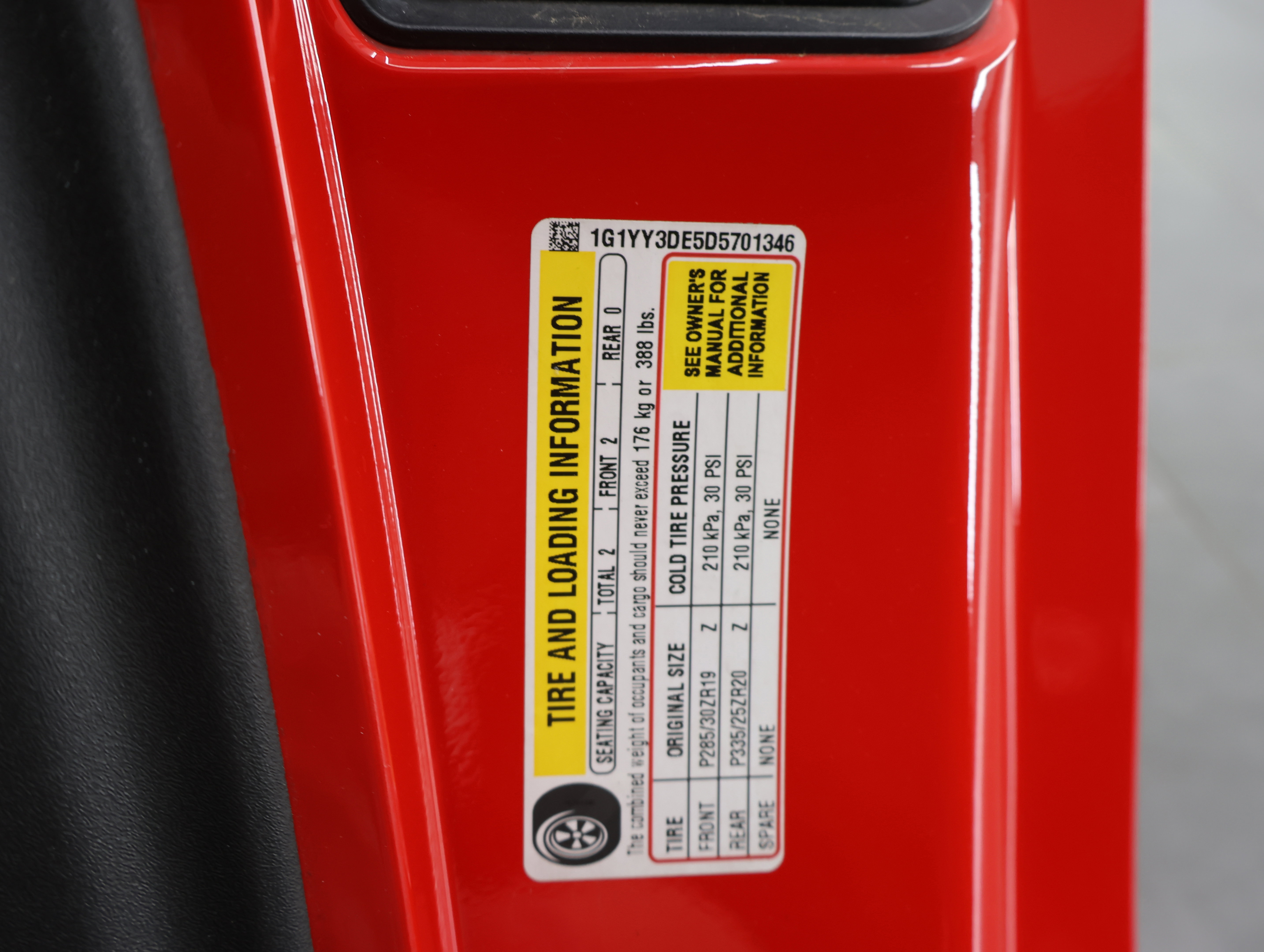 Used 2013 Chevrolet Corvette 427 w/ 1SB Preferred Equipment Group RWD image 49