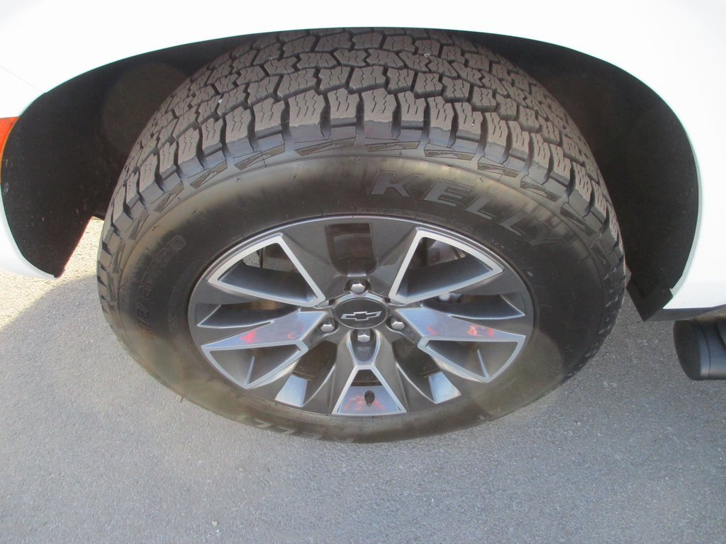 Certified 2022 Chevrolet Tahoe Z71 w/ Luxury Package image 13