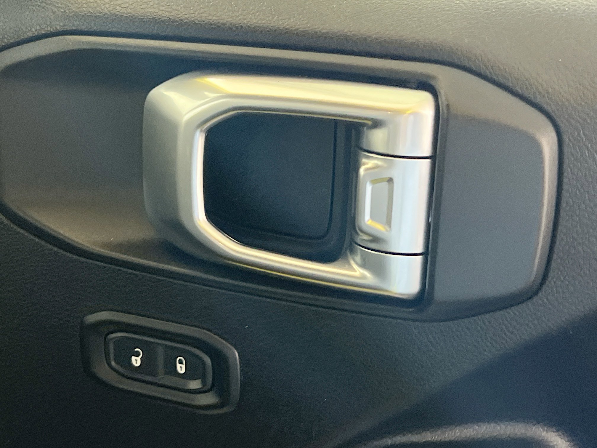 Used 2023 Jeep Wrangler Unlimited Sport w/ Xtreme 35 Tire Package image 31