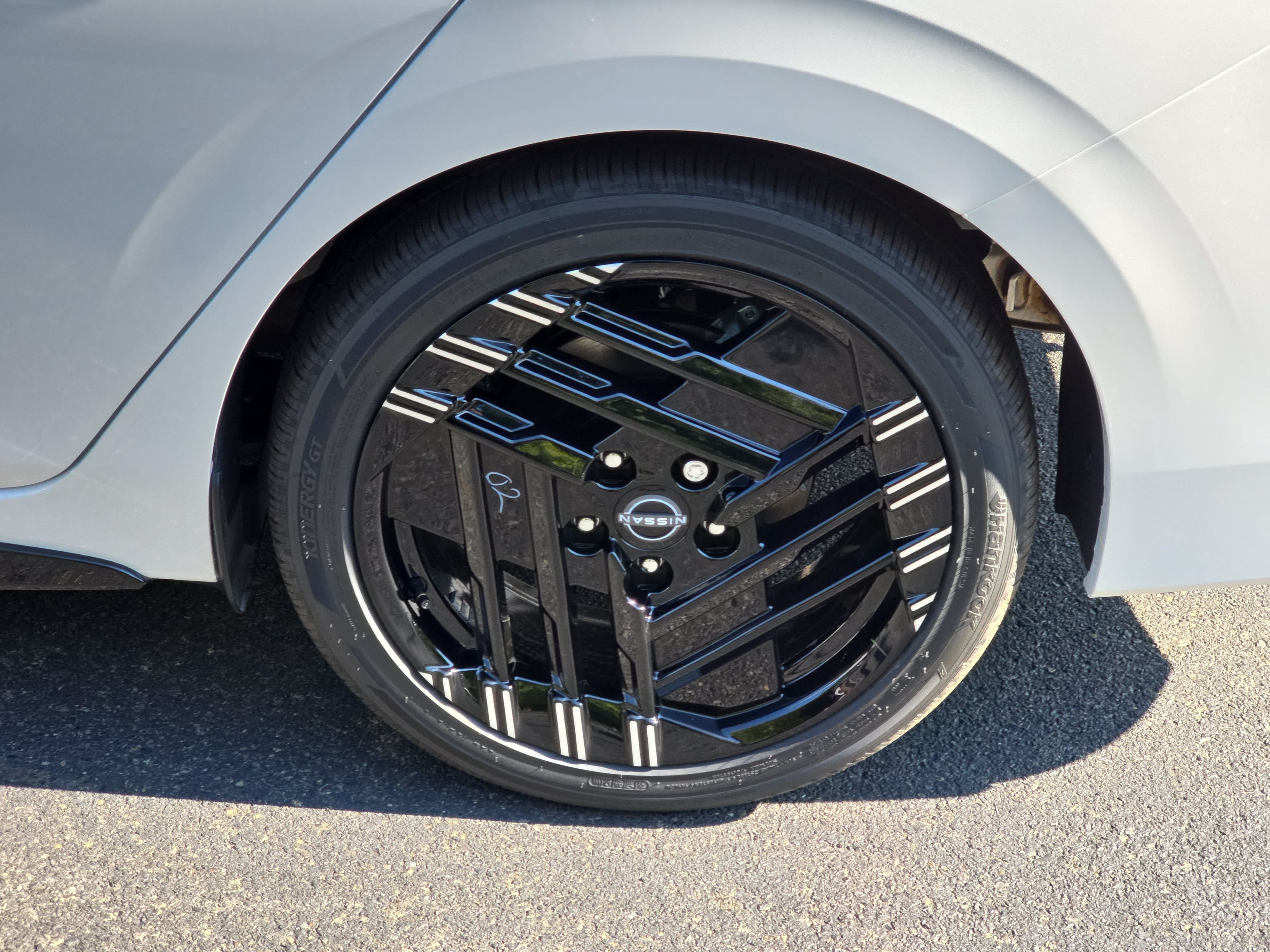 New 2027 Nissan Sentra SR w/ Floor Mat Package FWD image 32