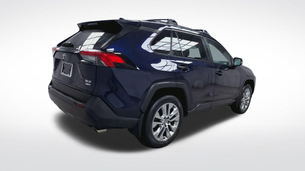 Certified 2023 Toyota RAV4 XLE Premium image 9