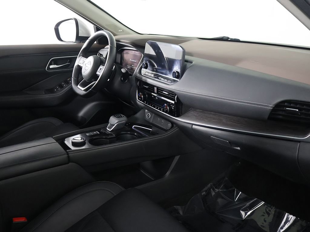 Used 2022 Nissan Rogue Platinum w/ Head-Up Display Package AWD/4WD image 30