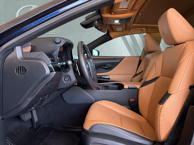 Certified 2024 Lexus ES 350 w/ Premium Package FWD image 7