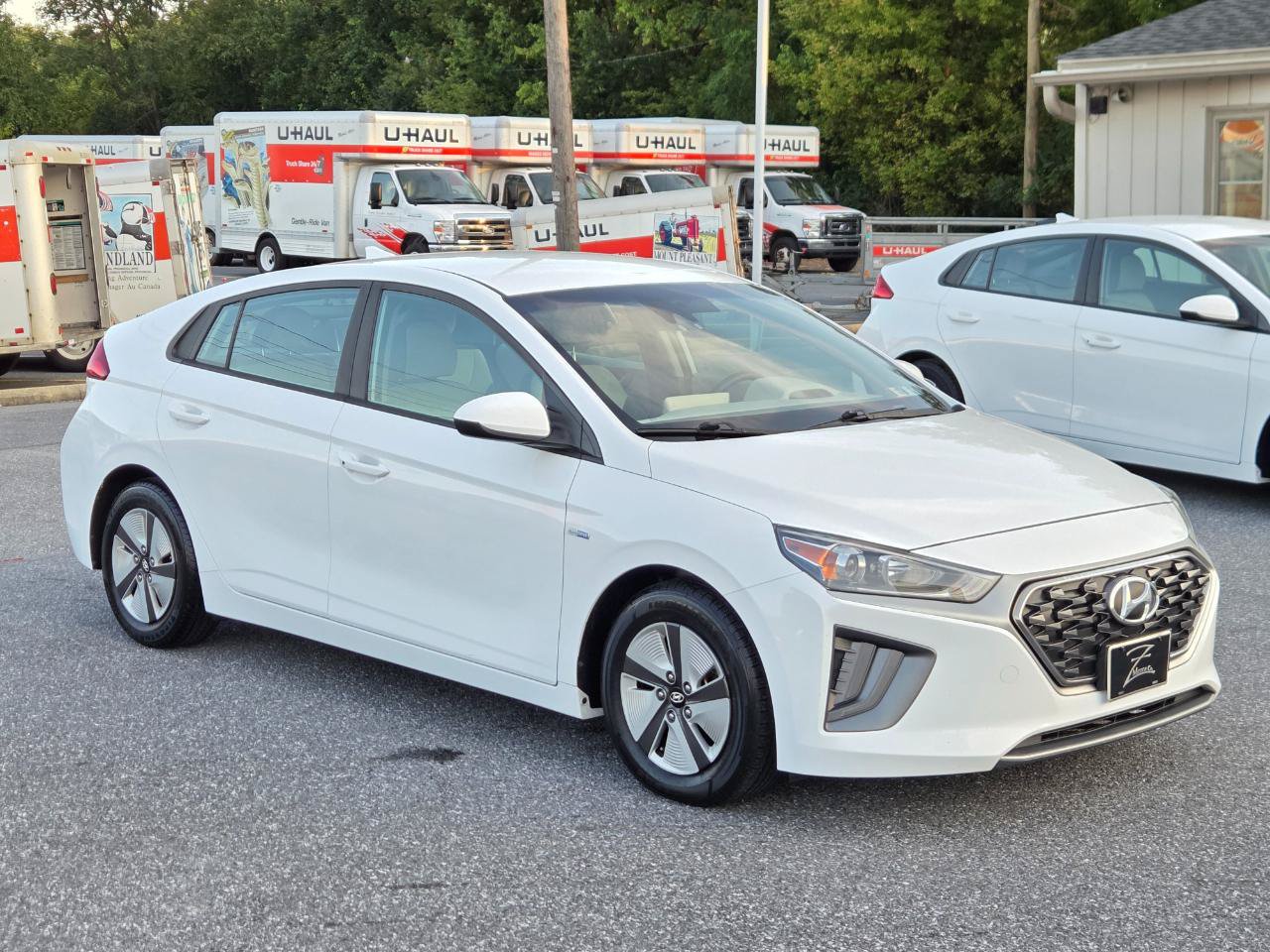 Used 2020 Hyundai Ioniq Blue FWD image 4