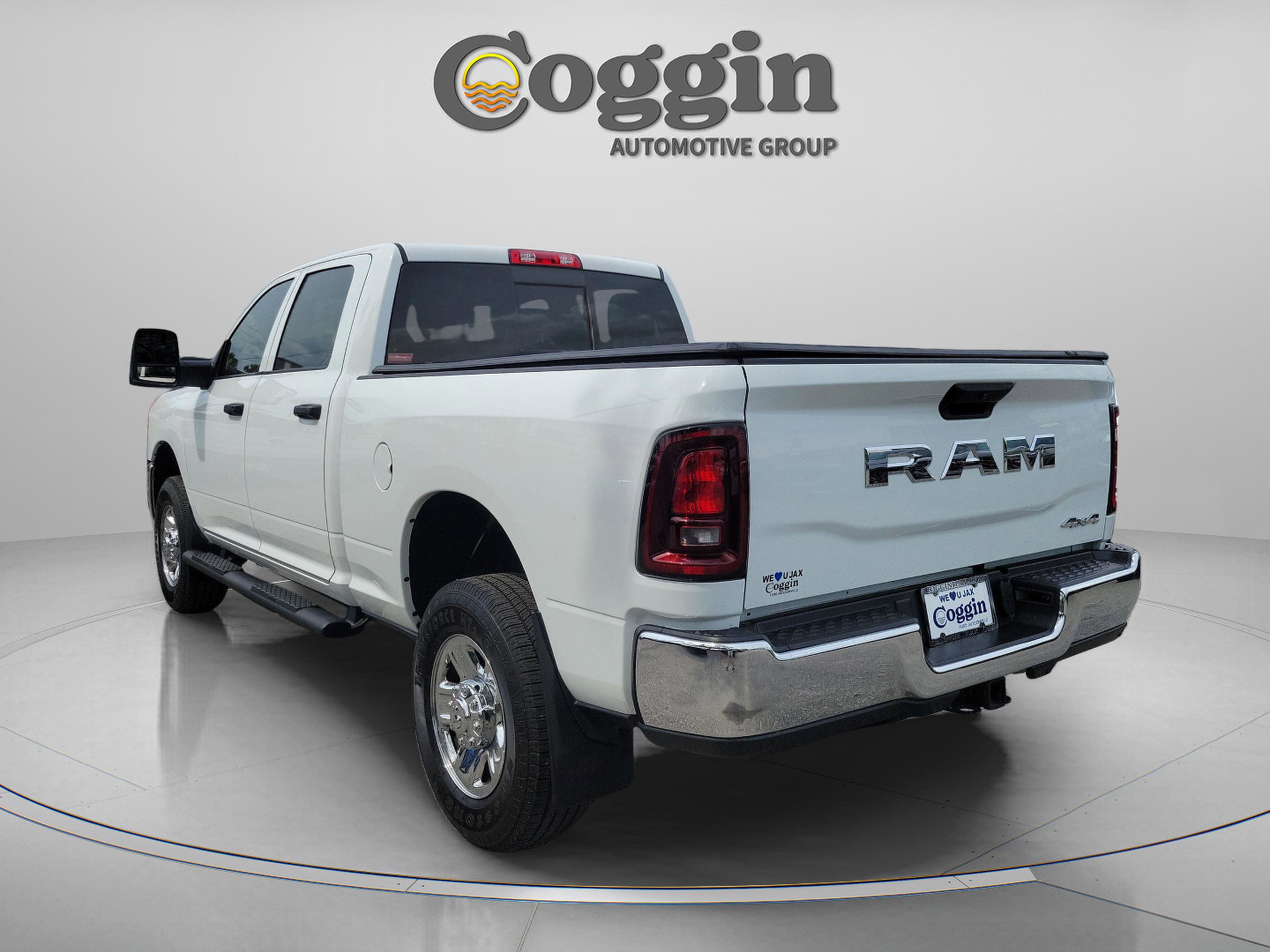 Used 2025 RAM 2500 Tradesman AWD/4WD image 2