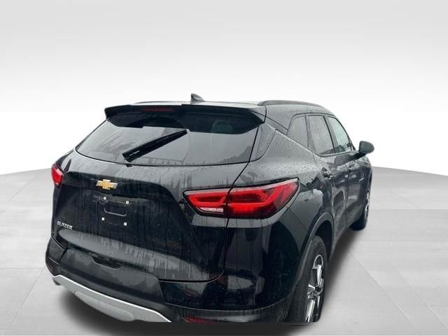 Certified 2024 Chevrolet Blazer LT w/ Convenience Package FWD image 3