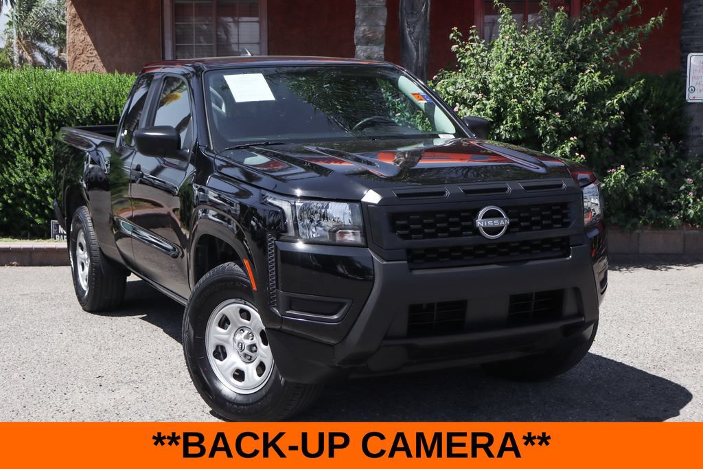 Used 2025 Nissan Frontier S RWD image 2