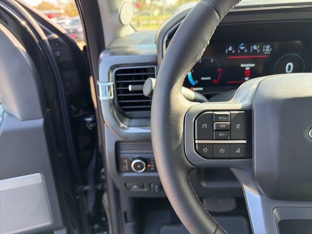 New 2025 Ford F250 Lariat w/ Chrome Package image 20