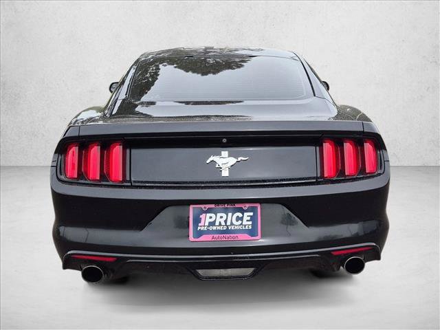 Used 2015 Ford Mustang Coupe RWD image 7