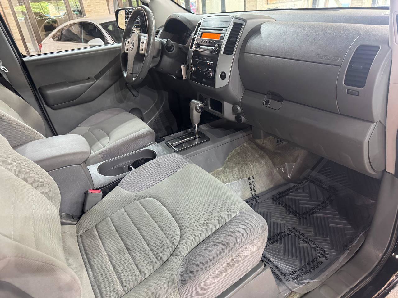 Used 2014 Nissan Frontier S RWD image 9