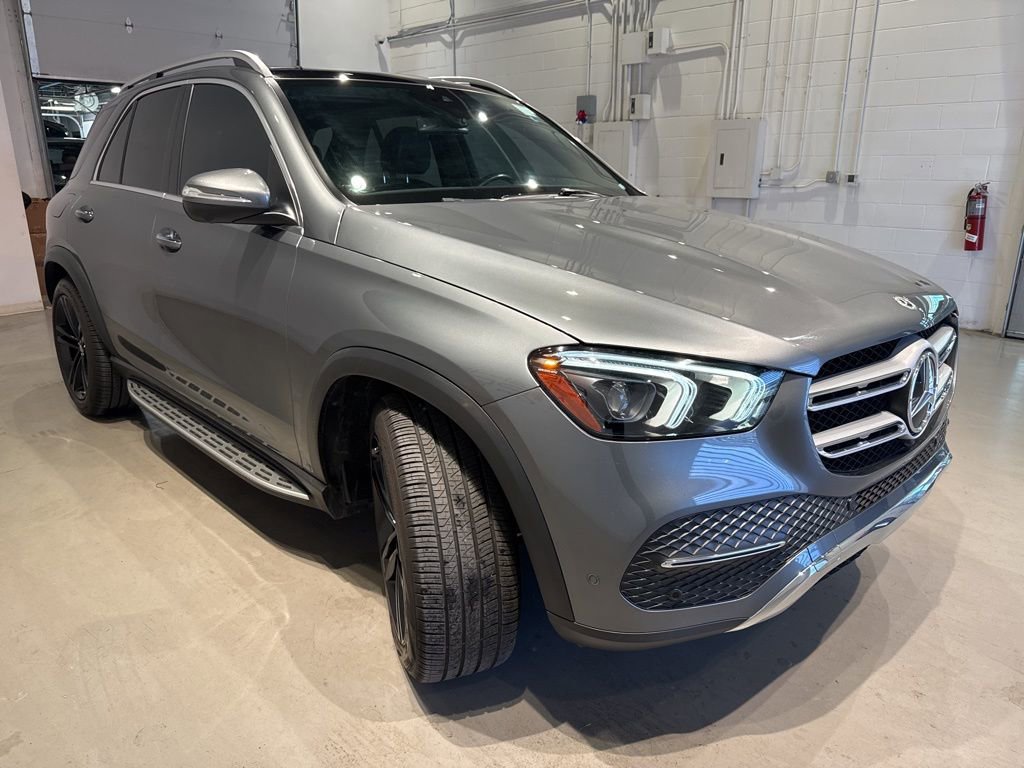 Used 2022 Mercedes-Benz GLE 350 4MATIC image 3
