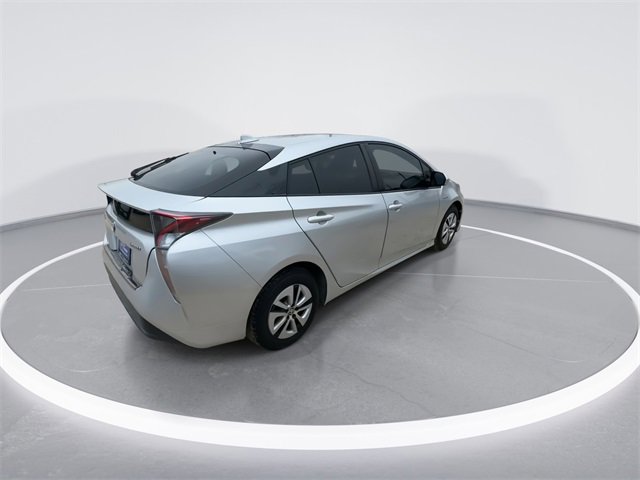 Used 2017 Toyota Prius Four image 11