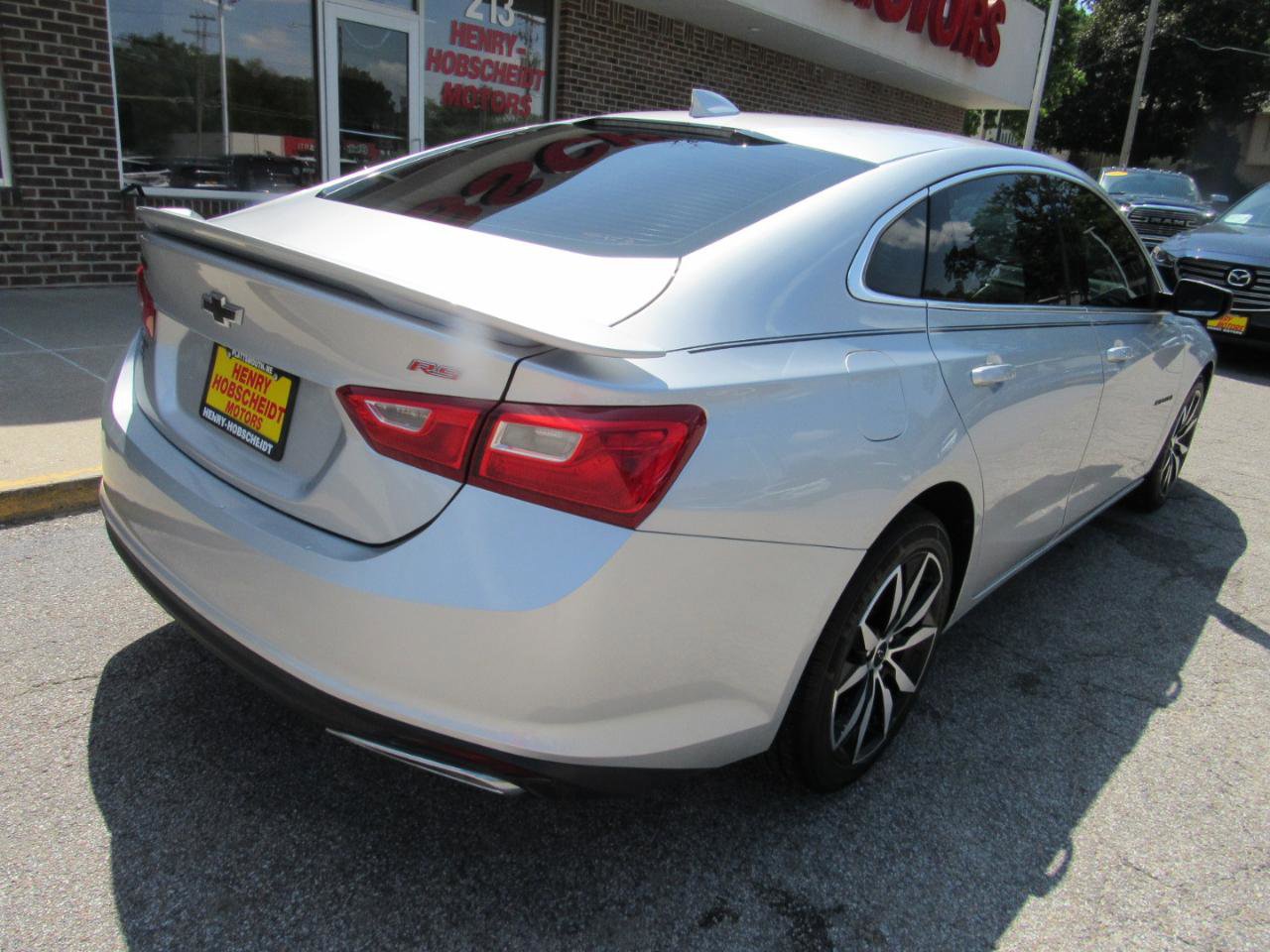 Used 2021 Chevrolet Malibu RS FWD image 12