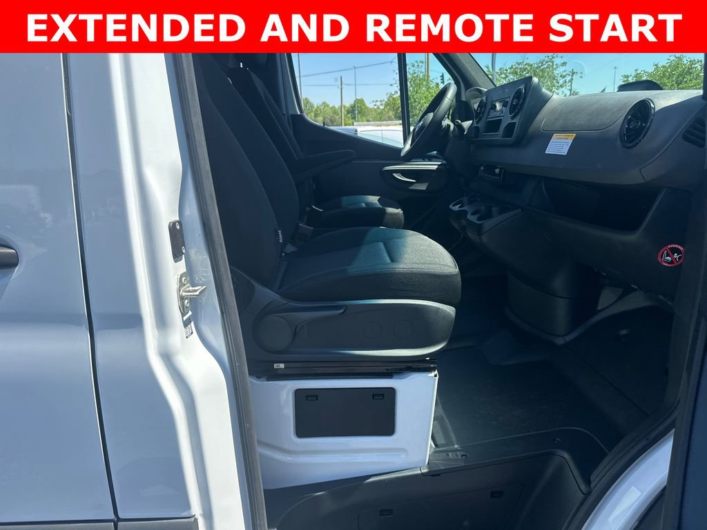 Used 2025 Mercedes-Benz Sprinter 3500 image 14
