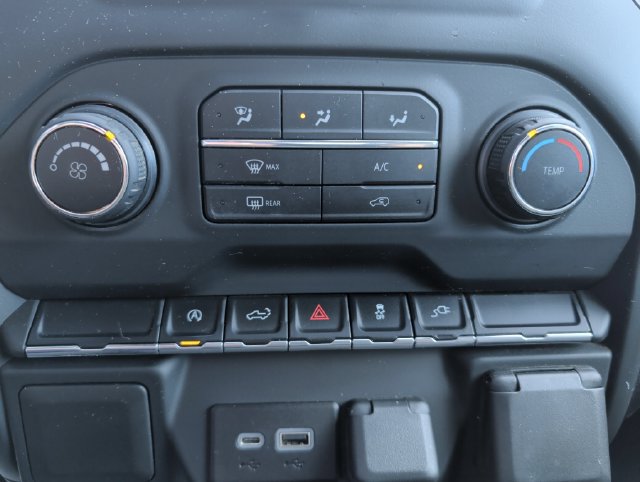 Used 2021 Chevrolet Silverado 1500 Custom AWD/4WD image 19