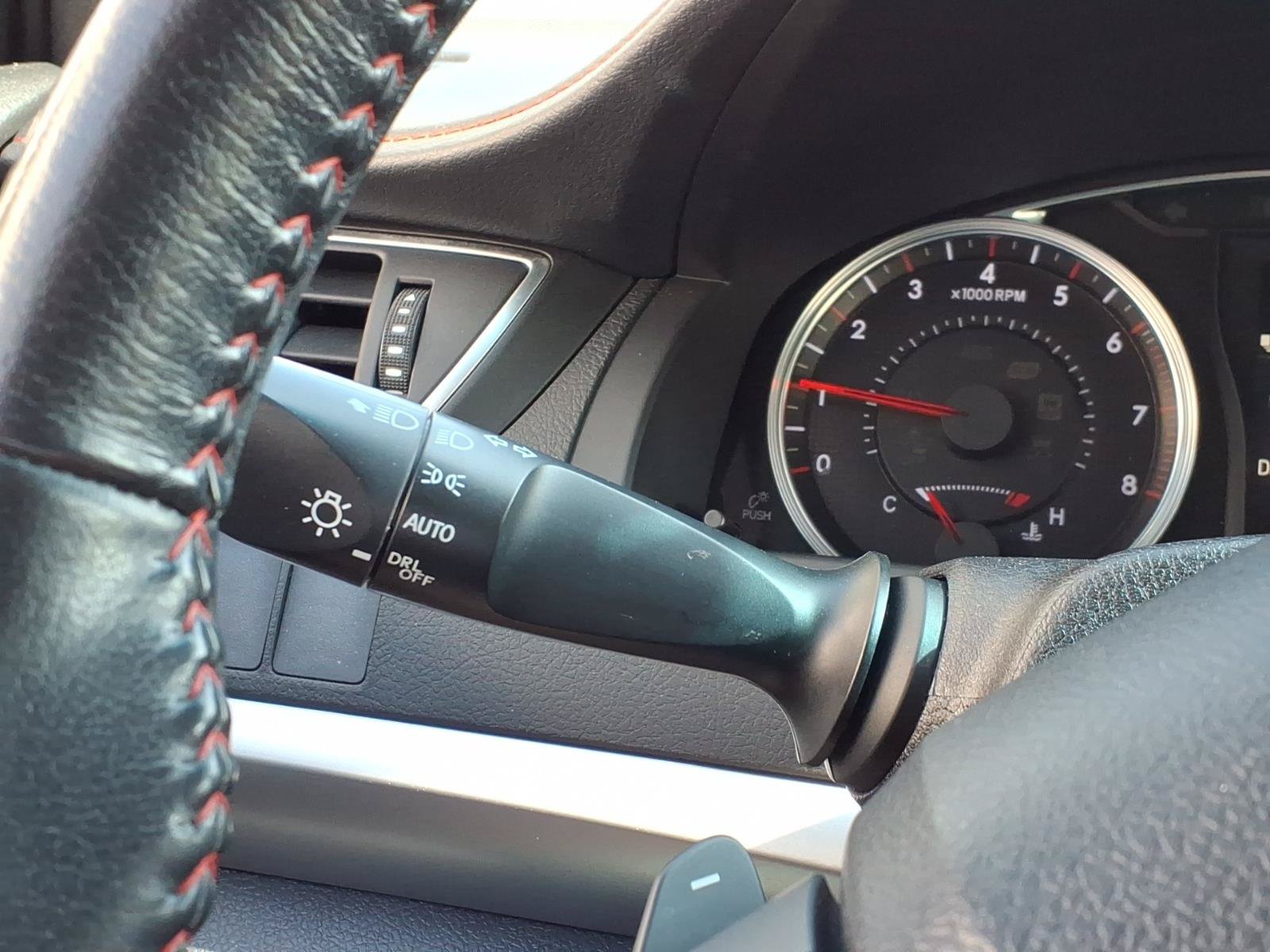 Used 2016 Toyota Camry SE FWD image 25