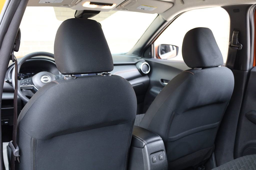 Used 2023 Nissan Kicks SR image 17