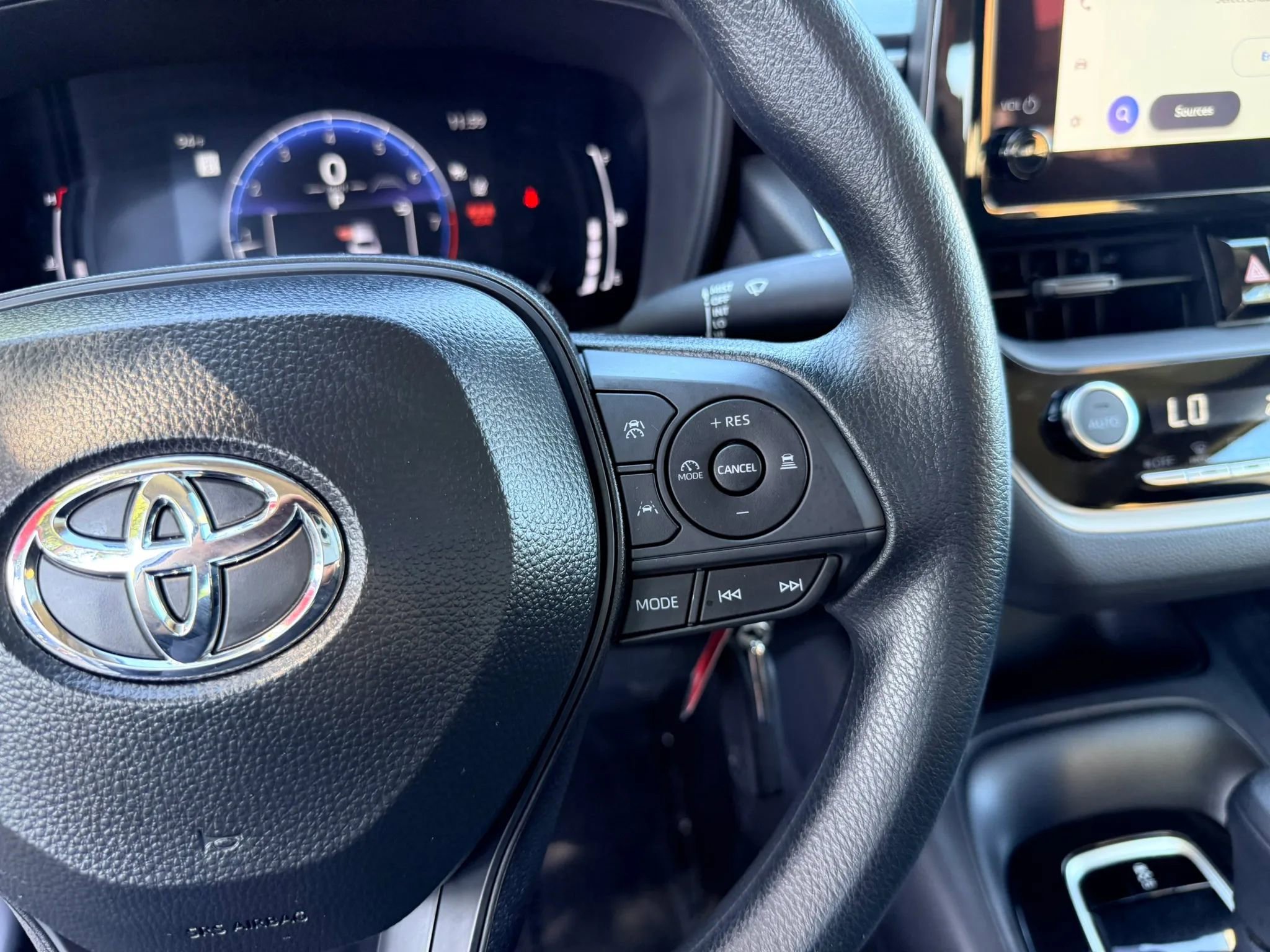 Used 2026 Toyota Corolla LE image 23
