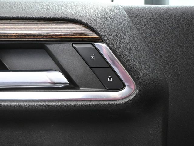 Used 2024 GMC Sierra 3500 SLE w/ SLE Convenience Package image 23