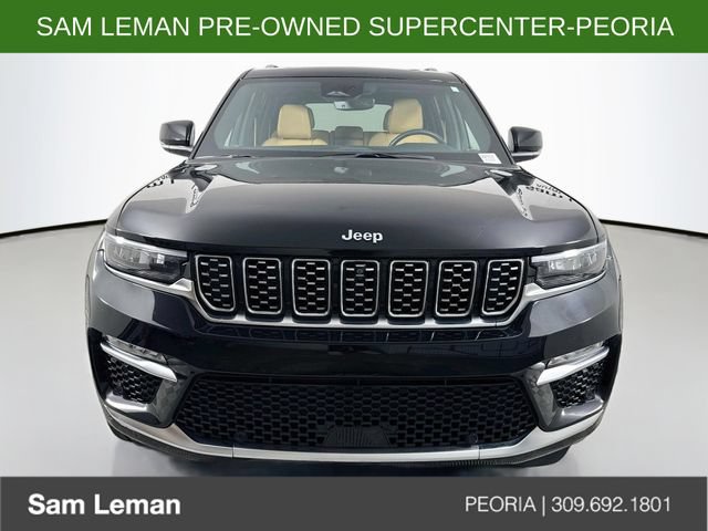 Used 2022 Jeep Grand Cherokee Summit w/ Luxury Tech Group V AWD/4WD image 2