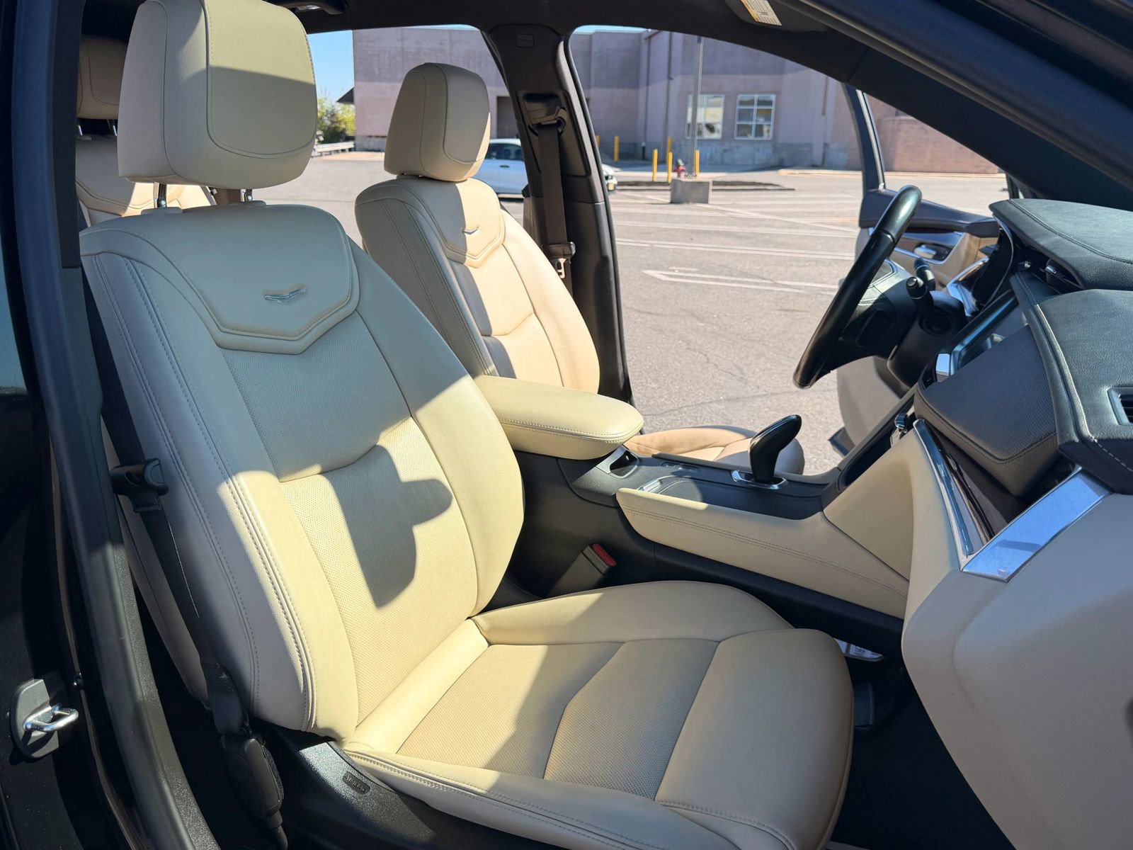 Used 2019 Cadillac XT5 Luxury image 29