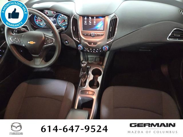 Used 2017 Chevrolet Cruze LT w/ Convenience Package image 30