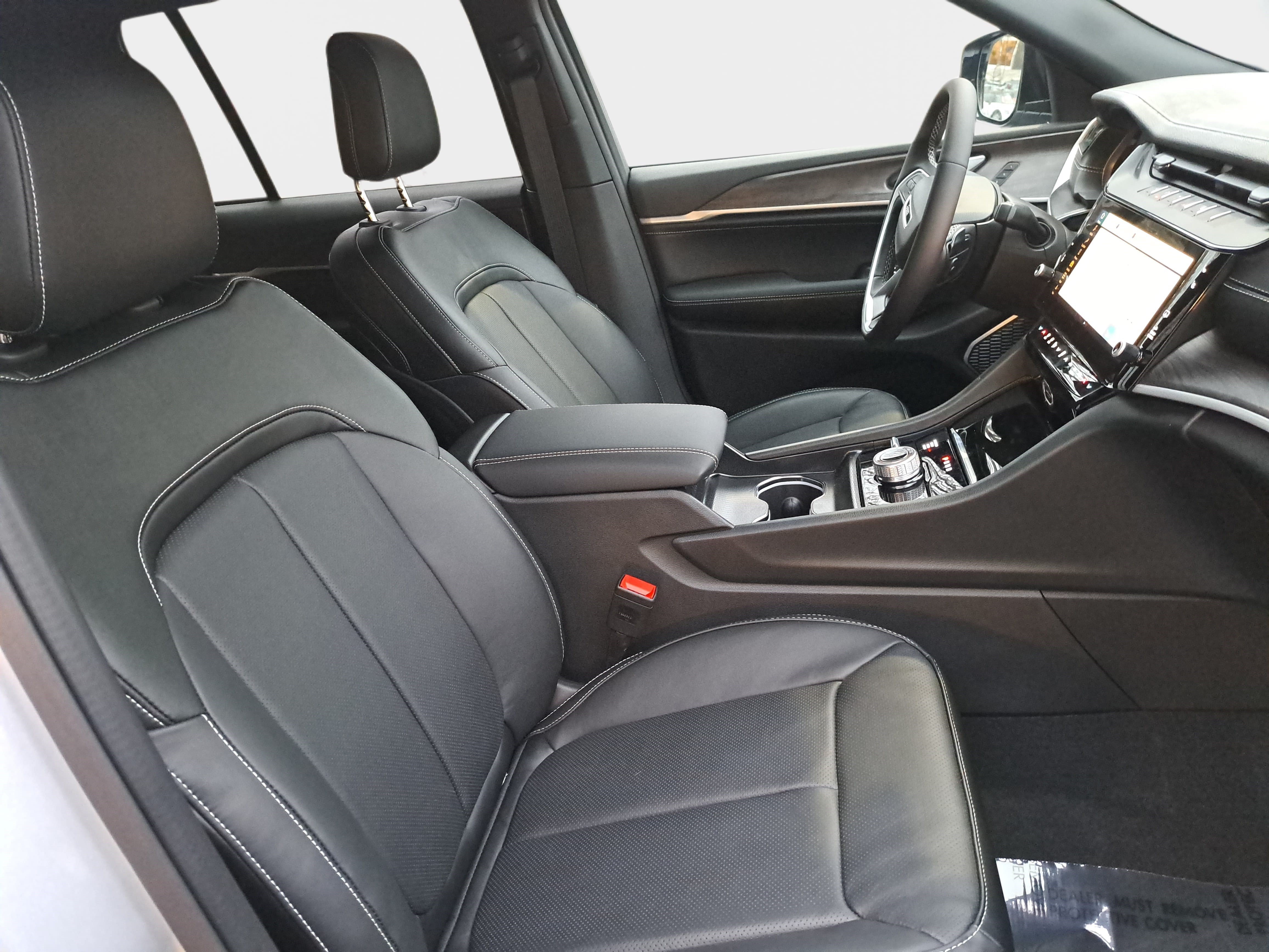 New 2026 Jeep Grand Cherokee Limited Reserve AWD/4WD image 10