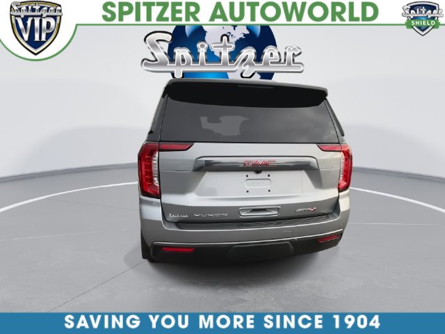 Used 2024 GMC Yukon AT4 w/ Technology Package AWD/4WD image 11