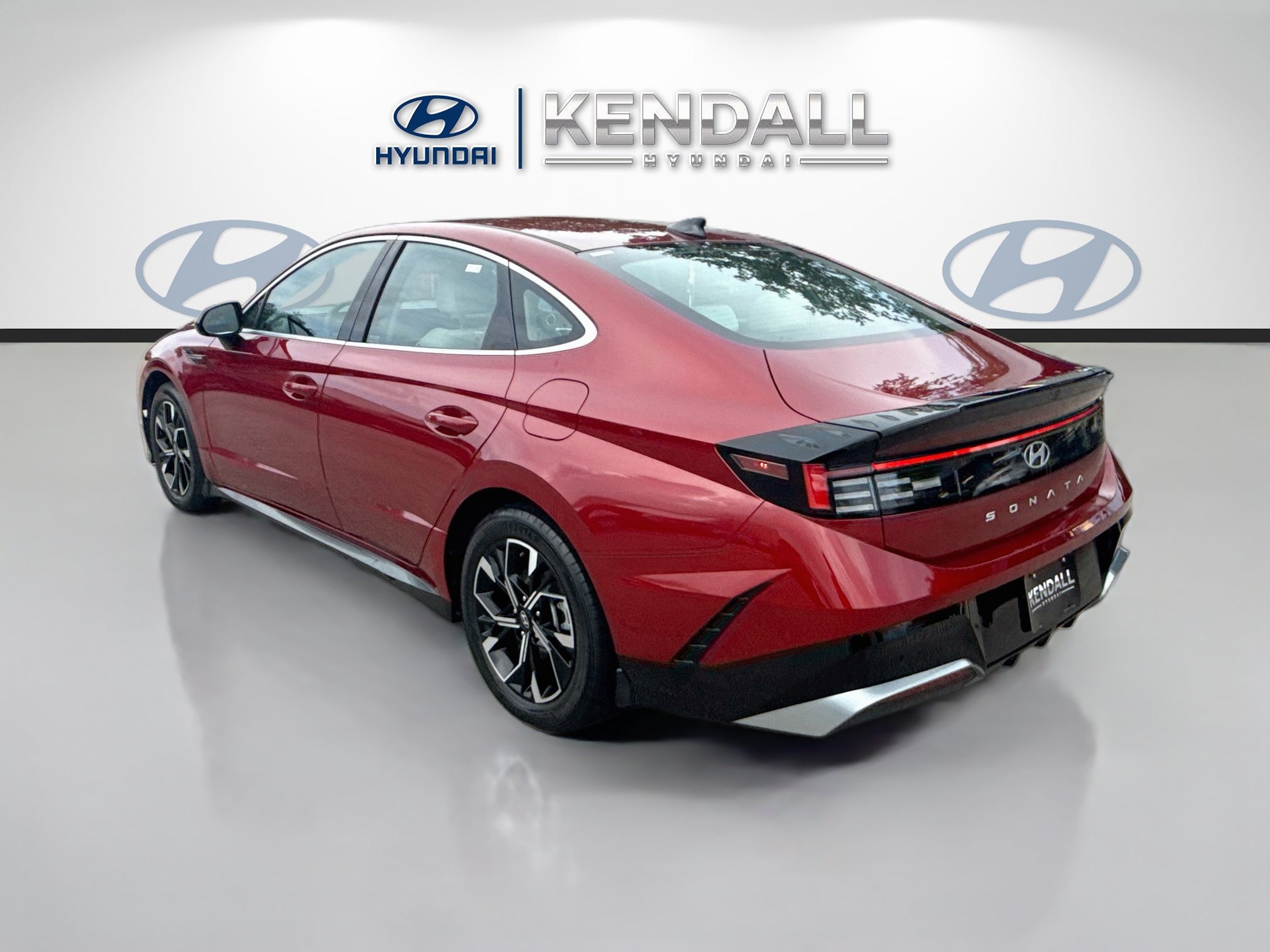 Used 2024 Hyundai Sonata SEL FWD image 4
