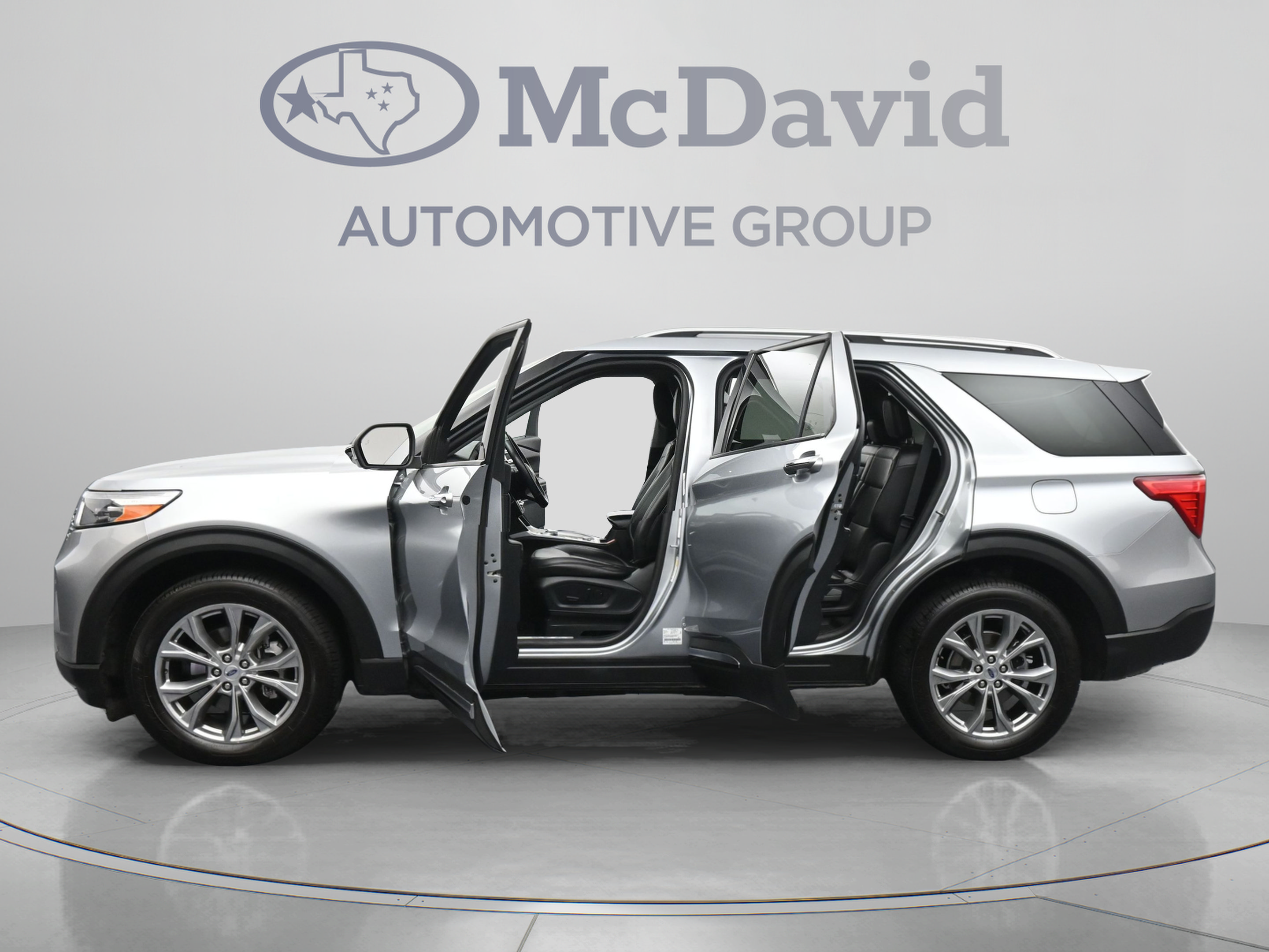 Used 2023 Ford Explorer Limited AWD/4WD image 42