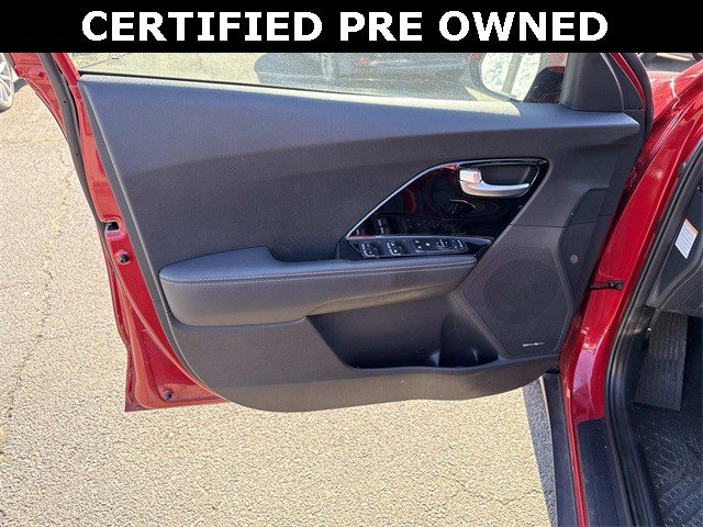 Used 2022 Kia Niro EX Premium image 13