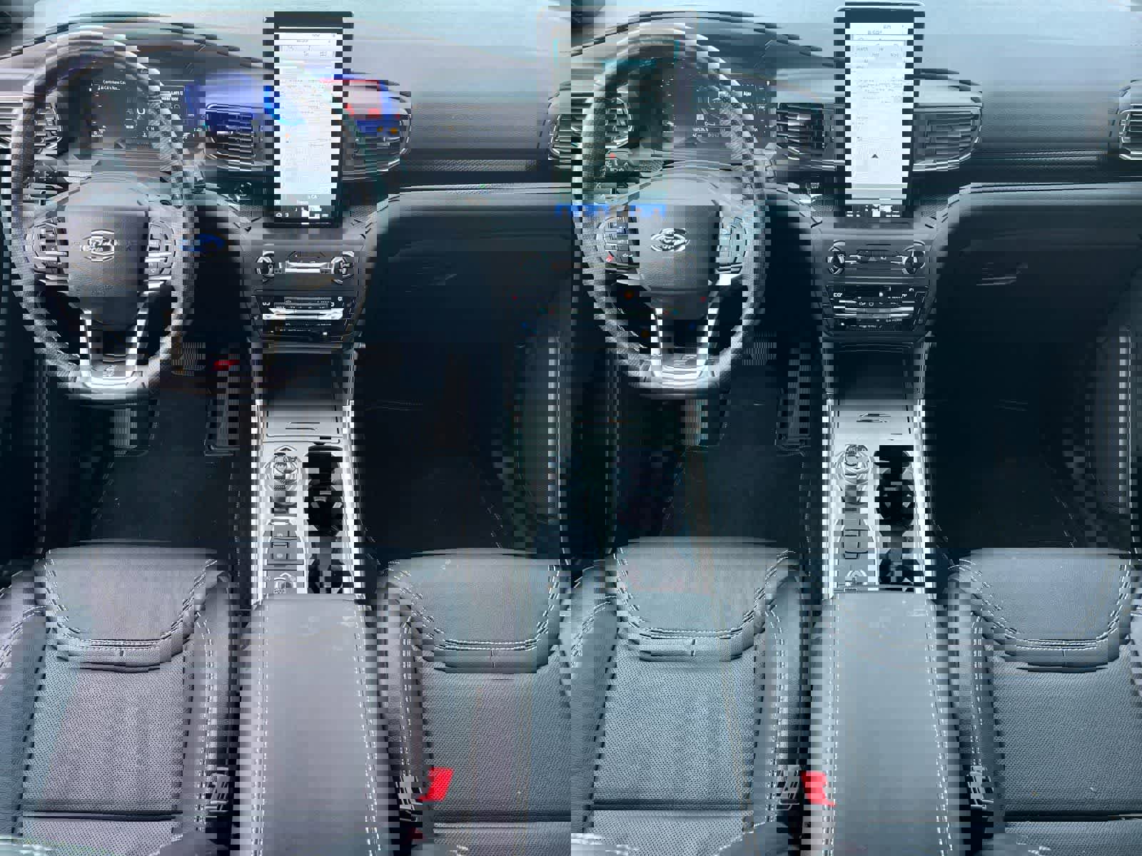 Used 2020 Ford Explorer ST w/ Premium Technology Package image 4