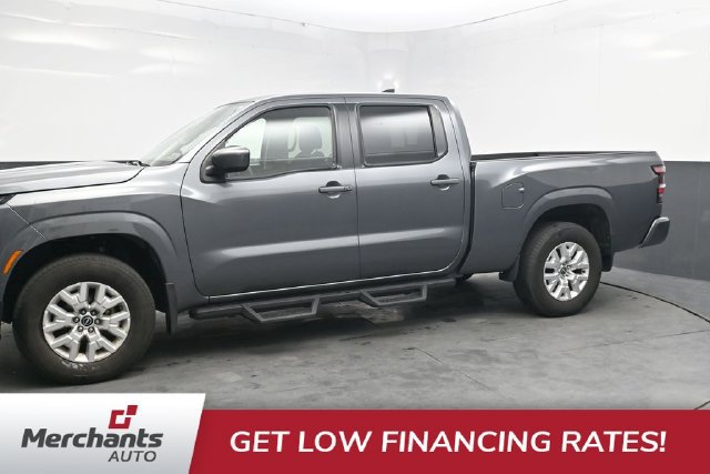 Used 2023 Nissan Frontier SV w/ Technology Package AWD/4WD image 3