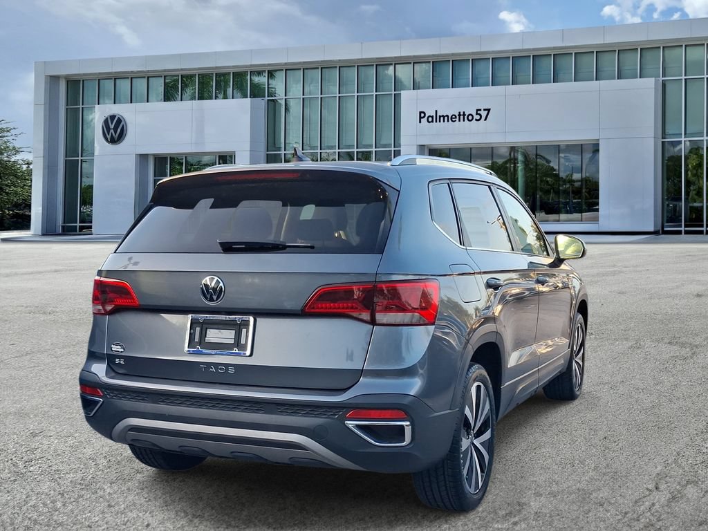 Certified 2022 Volkswagen Taos SE FWD image 6