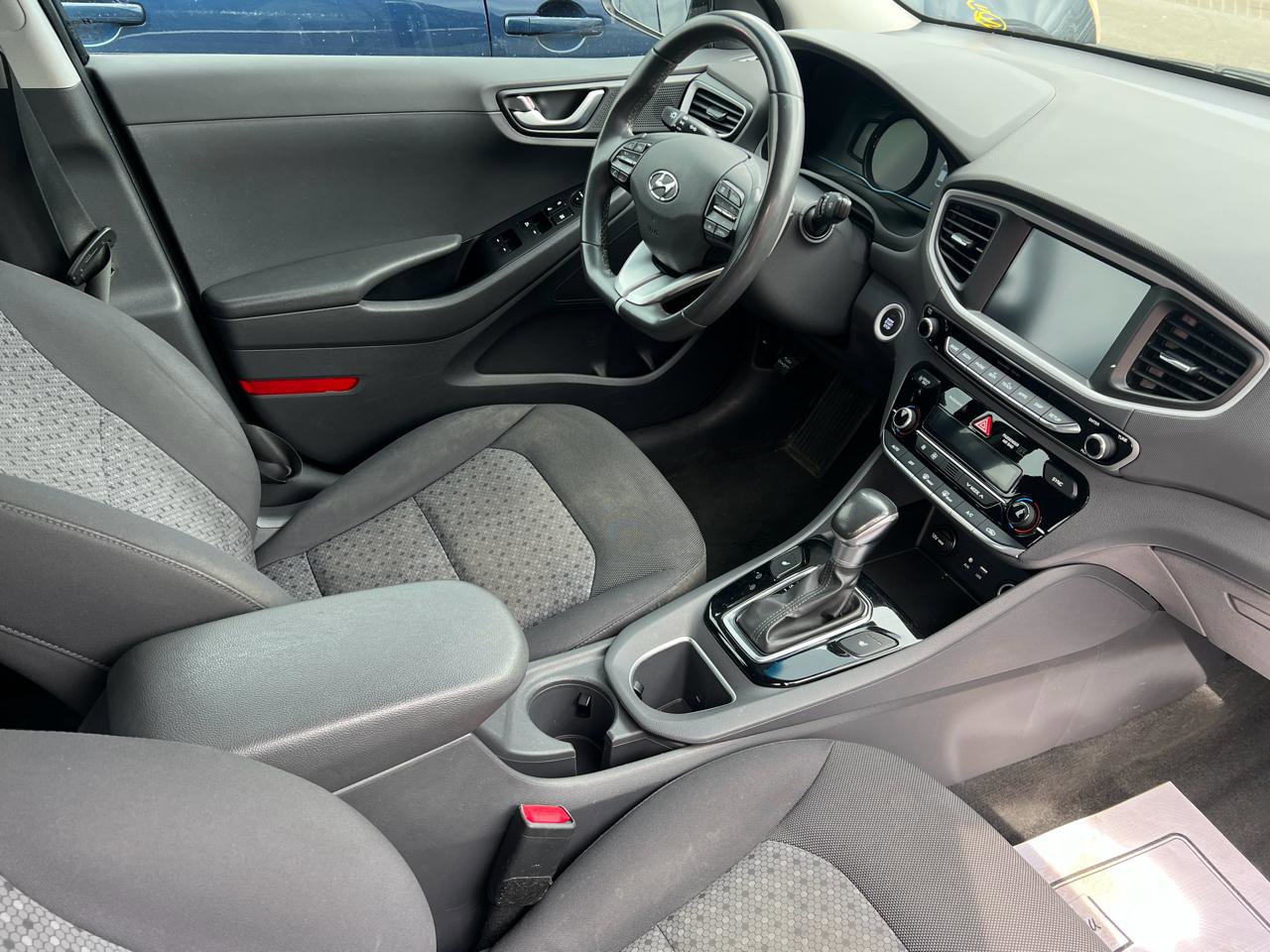 Used 2018 Hyundai Ioniq SEL FWD image 23