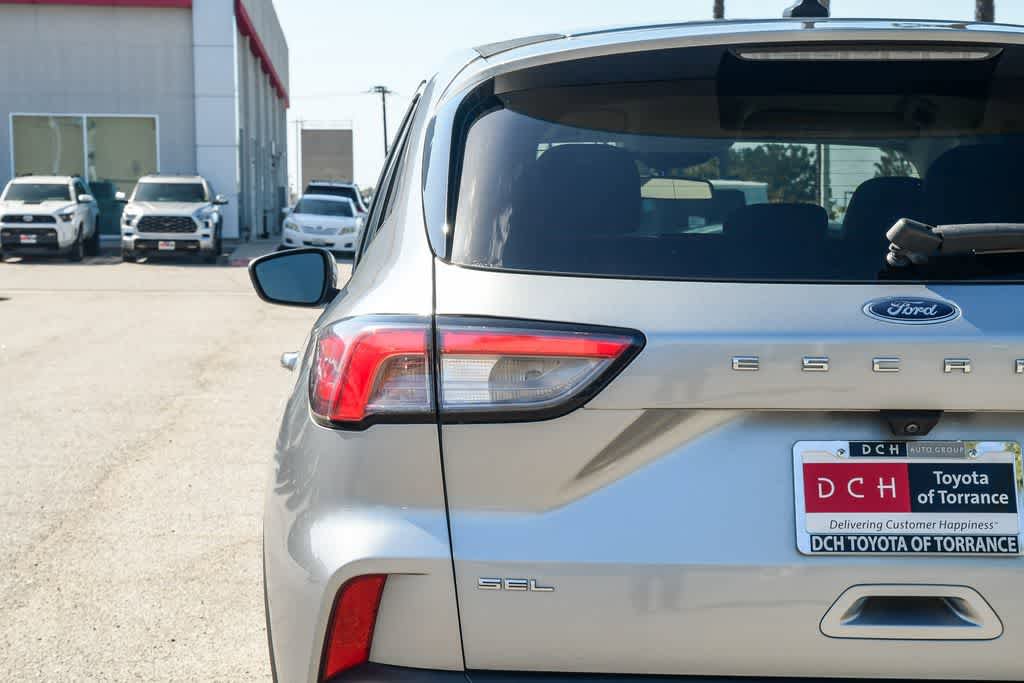 Used 2022 Ford Escape SEL AWD/4WD image 6