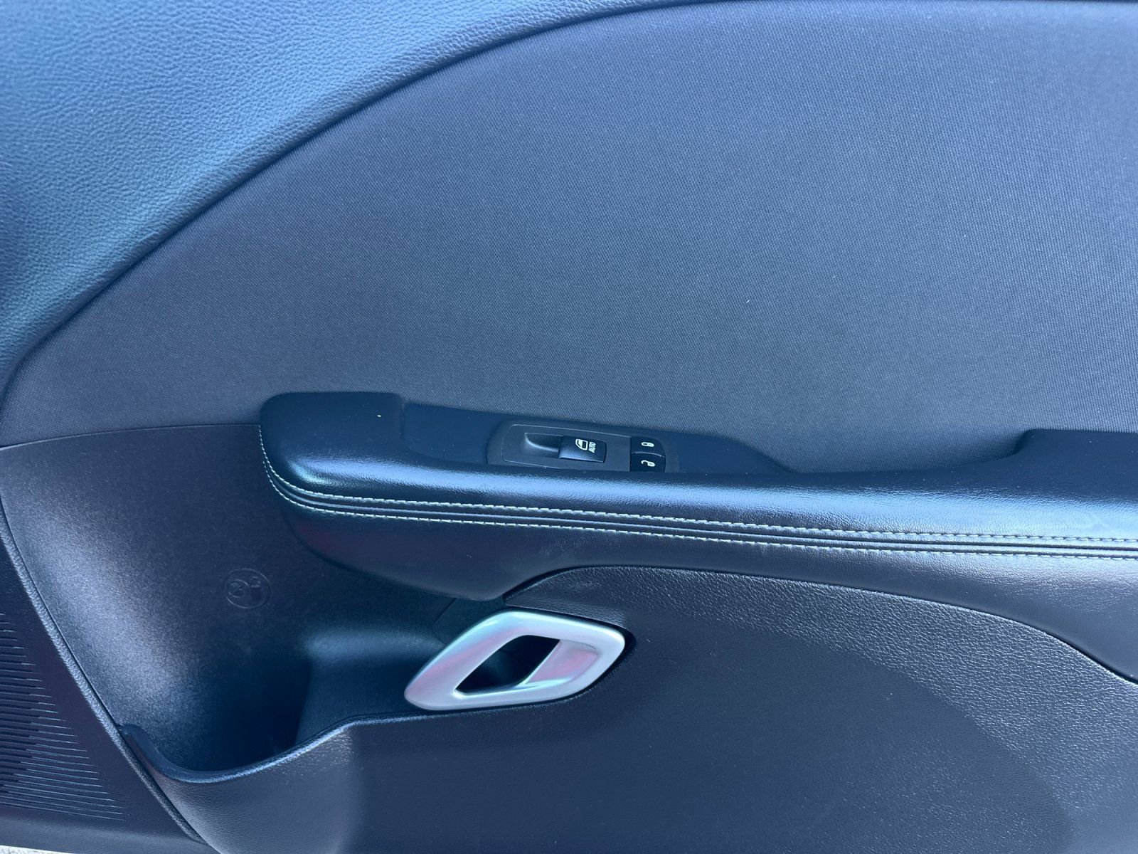 Used 2022 Dodge Challenger GT w/ Blacktop Package image 18