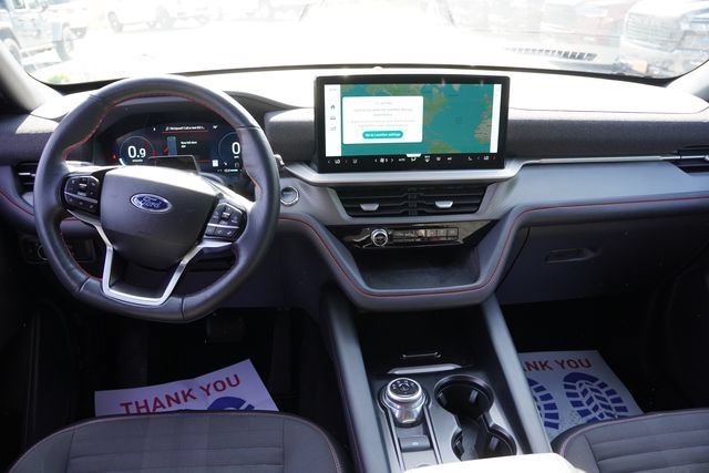 Used 2025 Ford Explorer ST-Line w/ ST-Line Street Pack AWD/4WD image 20