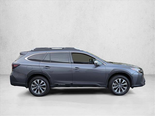 Used 2025 Subaru Outback Touring w/ Popular Package #2 AWD/4WD image 4