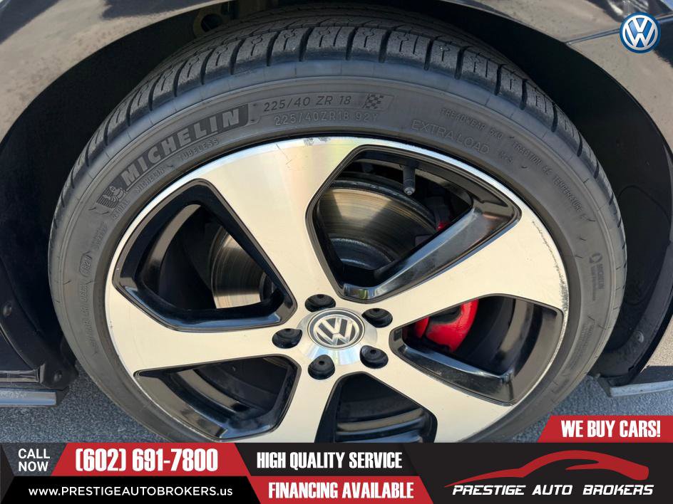 Used 2015 Volkswagen GTI 4-Door FWD image 19