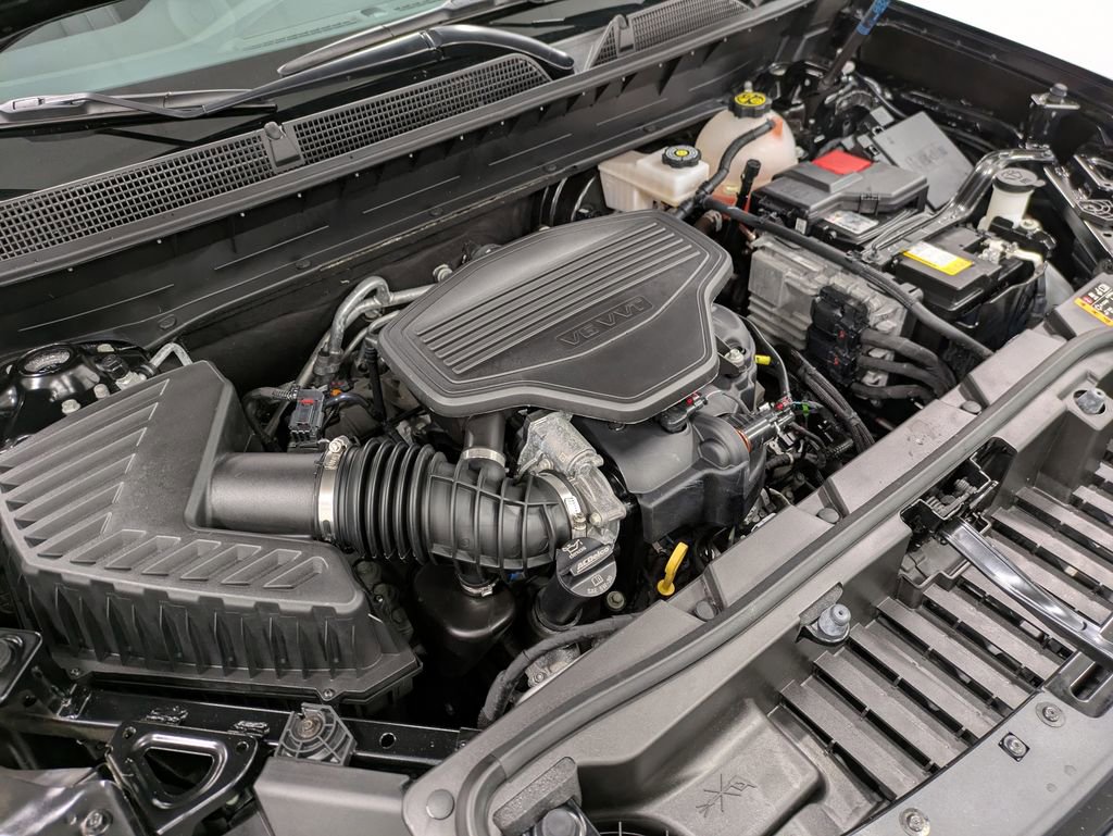 Used 2023 GMC Acadia SLT w/ Elevation Edition image 31