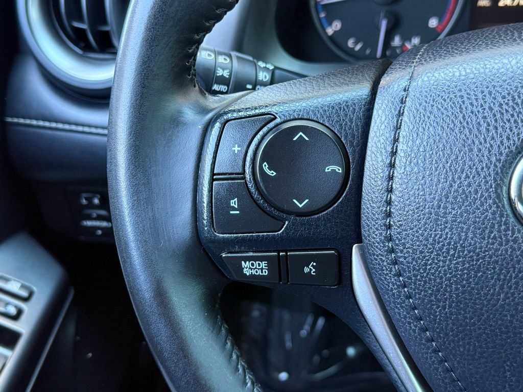 Used 2018 Toyota RAV4 XLE FWD image 26